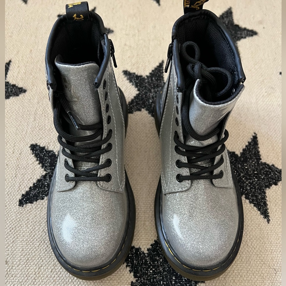 Dr. Martens Junior Glitter Lace-Up Boots